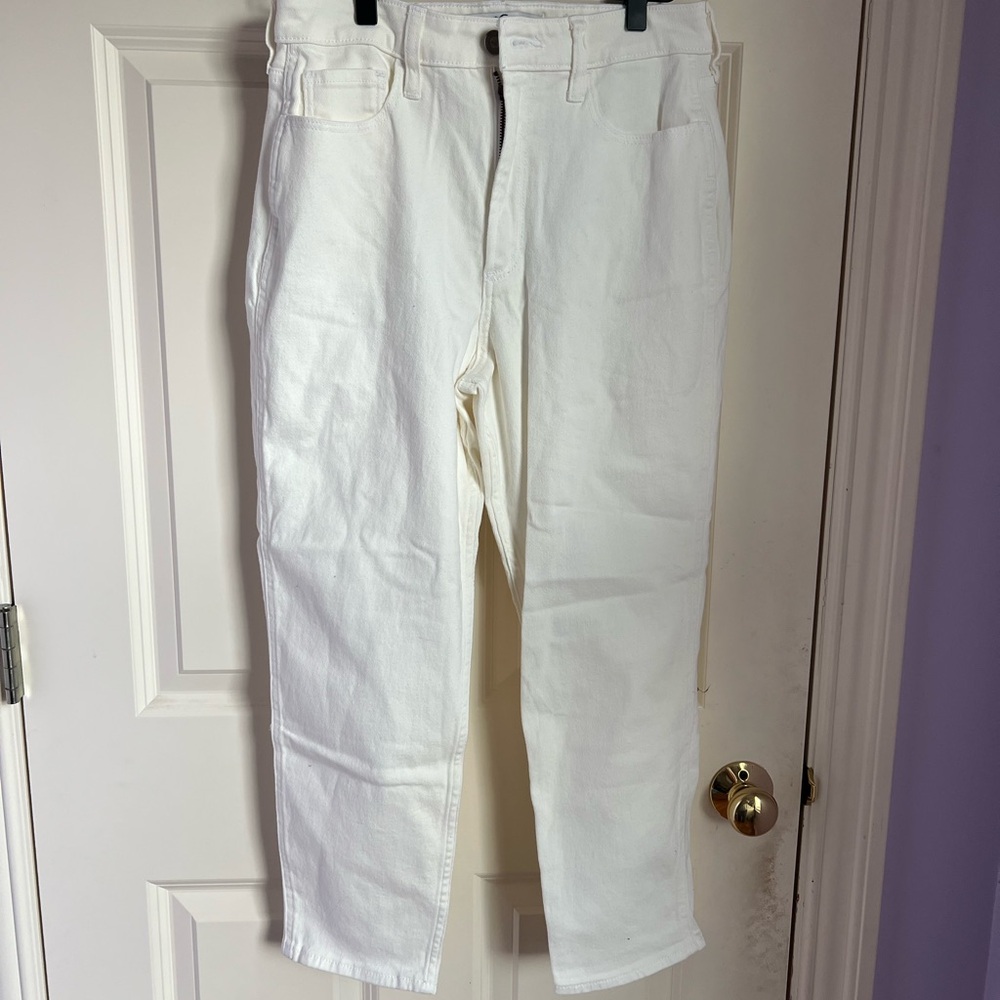 Hollister White High-Rise Jeans